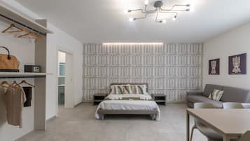 Comfort Room, Private Bathroom, Courtyard View