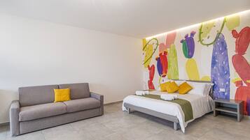 Quadrupla Exclusive, balcone, vista valle | Una cassaforte in camera, una scrivania, postazione laptop