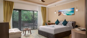 Smile Boutique Hotel by EHM