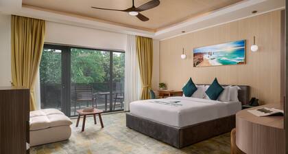 Smile Boutique Hotel by EHM