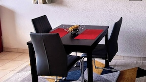 Appartement, 1 slaapkamer | Dineren
