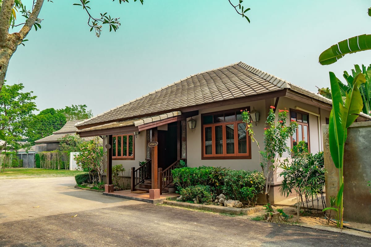 Family House | 1 bedroom, free WiFi, bed sheets