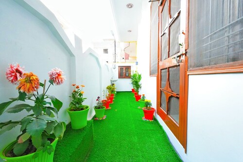 Trijal Homestay Cozy stay in kashi