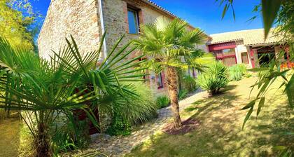 Chambre Orientale Duplex Jardin privatif + Petit Déjeuner Inclus