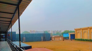 Front of property - THE ROYAL CARGO RESORT (Mathura)