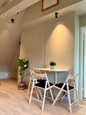Dining - Exclusive penthouse - newly renovated in 2025, with views and style! (Vestland)