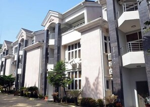 施設の正面
