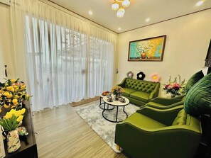 Free WiFi, bed sheets - Bee Homestay Sapa (Sa Pa)