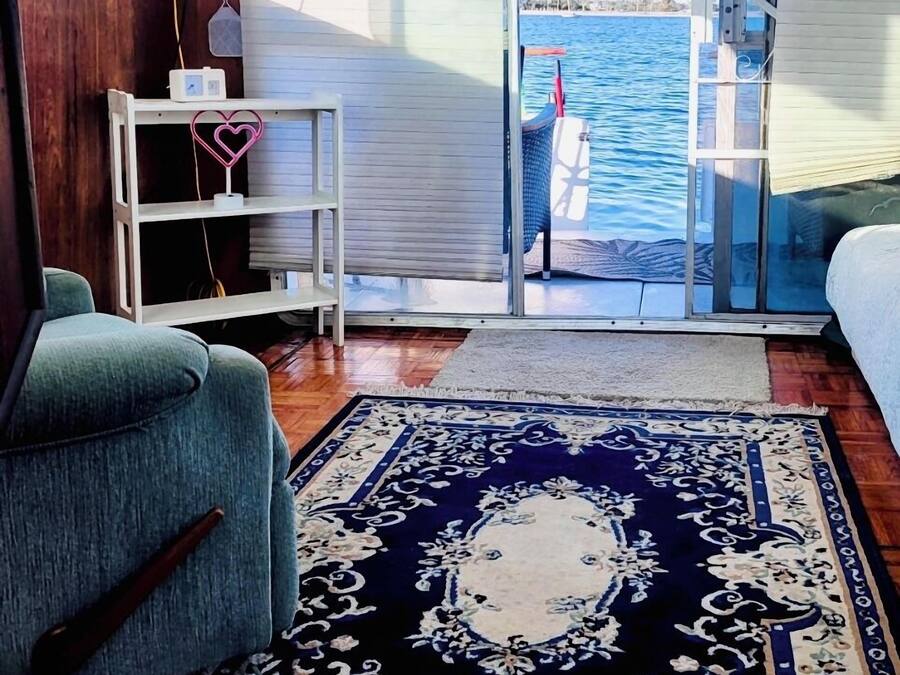 Hytte – comfort, utsikt mot bukt | Oppholdsområde