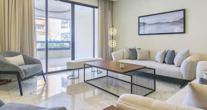 Crest - 3 Bedroom Apartment in Hamra