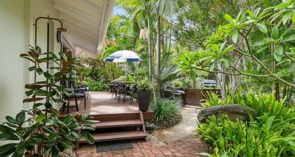 Kookaburra Beachside Apartment - 176 Alcorn Street - Suffolk Park