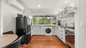 Fridge, microwave, oven, coffee/tea maker - Kookaburra Beachside Apartment - 176 Alcorn Street - Suffolk Park (Byron)