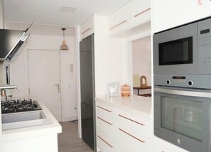 Private kitchen - Sea views apartment , Málaga (La Cala del Moral)