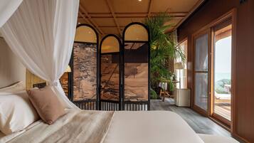 Exclusive Double Room | Down duvets, desk, free WiFi, bed sheets