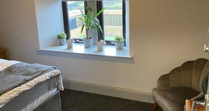 Lugton Rooms - 1 bedroom suite