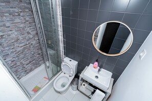 Departamento, 1 habitación, vista a la ciudad | Baño