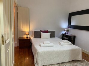 Shared Dormitory, 1 Bedroom, Smoking, Patio