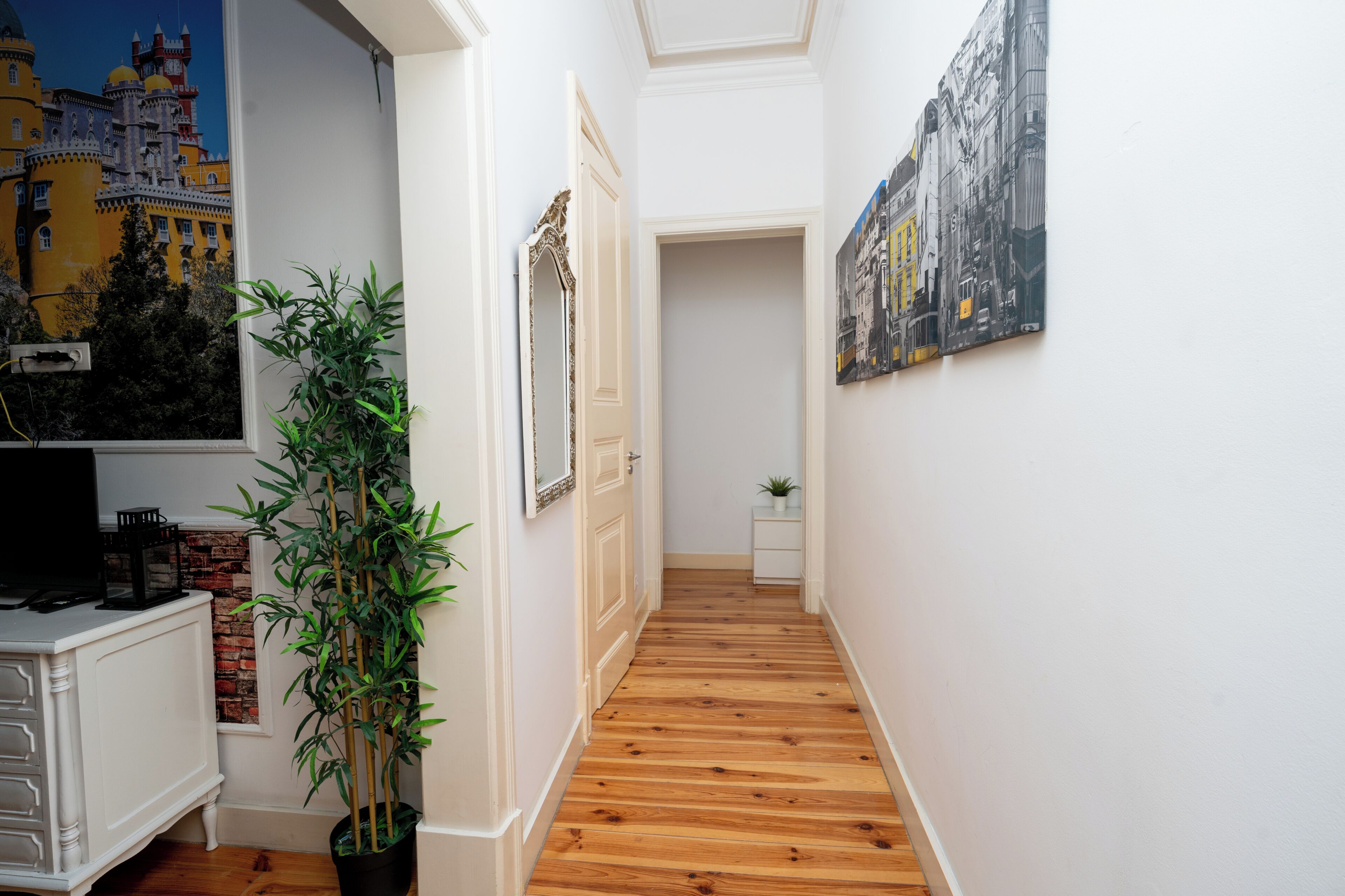 Căn hộ, 2 phòng ngủ, sân hiên, quang cảnh thành phố | Nội thất