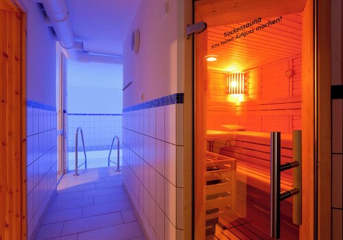 Vacation apartment Ostseeperle Zinnowitz Haus Roland Whg. 9 with swimming pool & sauna