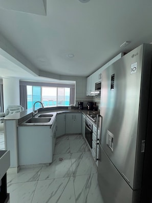 Loft, 3 Bedrooms, Smoking, Terrace | Interior