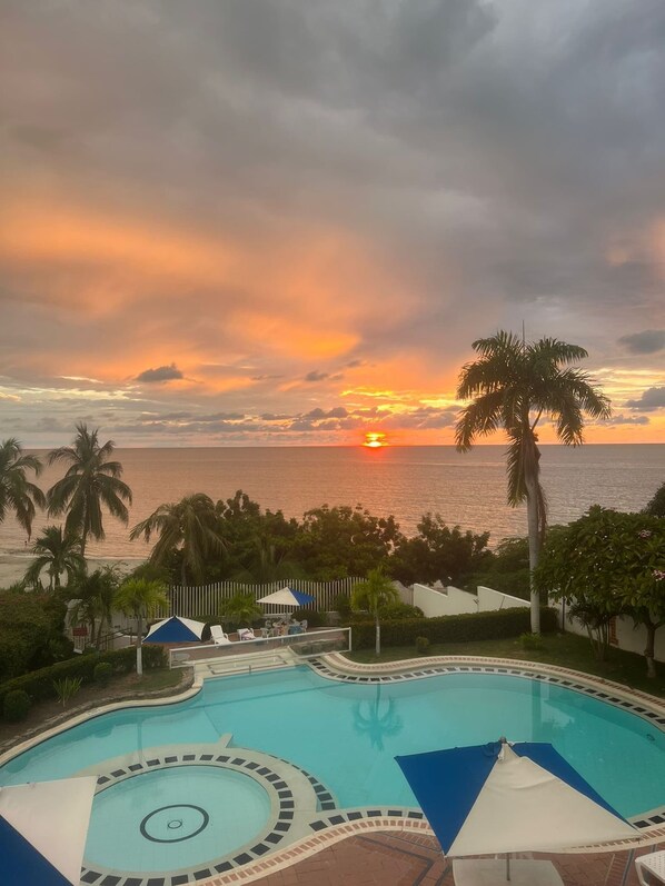 Loft, 3 Bedrooms, Smoking, Terrace | Pool | Outdoor pool - Mountain Oasis Lodge in Urb Don Jaca, Colombia - Relax in Style (Santa Marta)