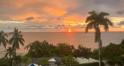 Mountain Oasis Lodge in Urb Don Jaca, Colombia - Relax in Style