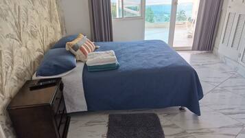 Loft, 3 Bedrooms, Smoking, Terrace | 3 bedrooms
