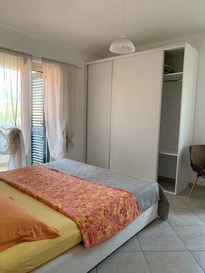 Appartamento del Golfo | 2 bedrooms, blackout drapes, iron/ironing board, free WiFi - Don Michele Apartments (Gizzeria)