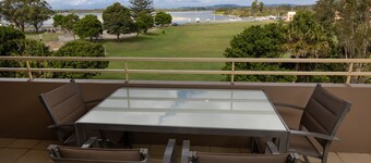 Tuncurry Tides overlooking the lake.