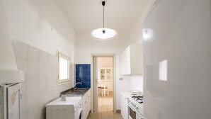 Family Apartment, 1 Bedroom, Air conditioning (Onde Dorate - Apartment in the) | Private kitchen - Onde Dorate - Apartment in the Centre, Close to Beach (Porto Cesareo)