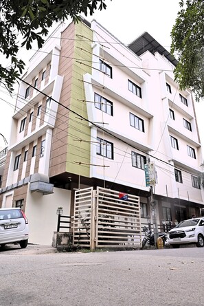 Exterior - Naman Studio Hotel (Varanasi)