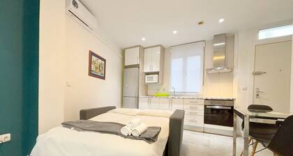 Bright, with patio and good area