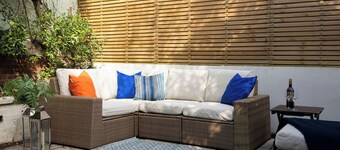 An elegant 2 bedroom flat 2 minutes from Kemptown beach