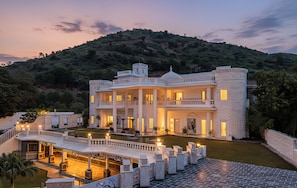 Exterior - Victoria Mansion - A Signature Collection by HST Hotels (Udaipur)