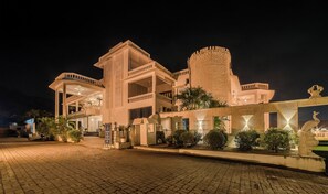 Property entrance - Victoria Mansion - A Signature Collection by HST Hotels (Udaipur)