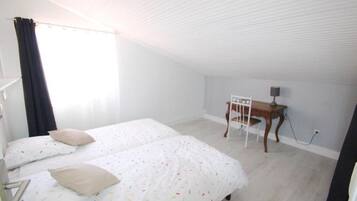 1 soverom, strykejern/-brett, wi-fi og sengetøy