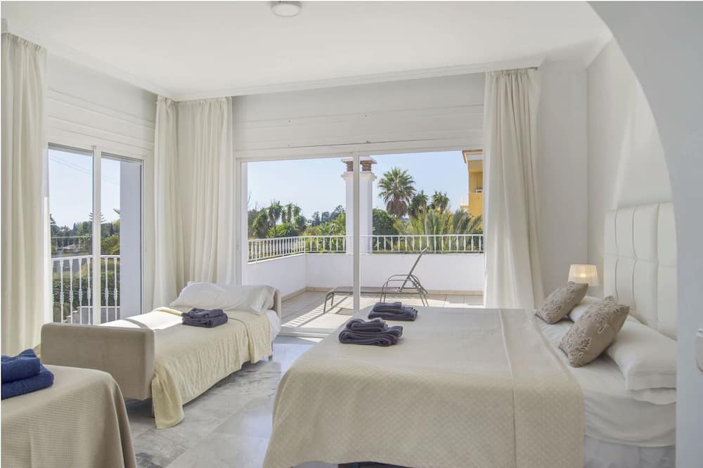 Elegant Villa Retreat