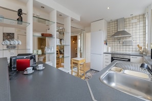 Fridge, microwave, oven, dishwasher