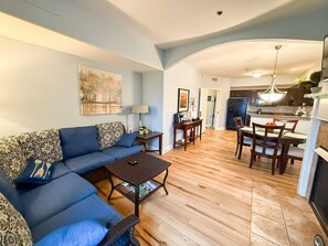 Televisor intel·ligent, llar de foc i oficines 