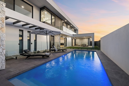 Elysium - Skennars Head