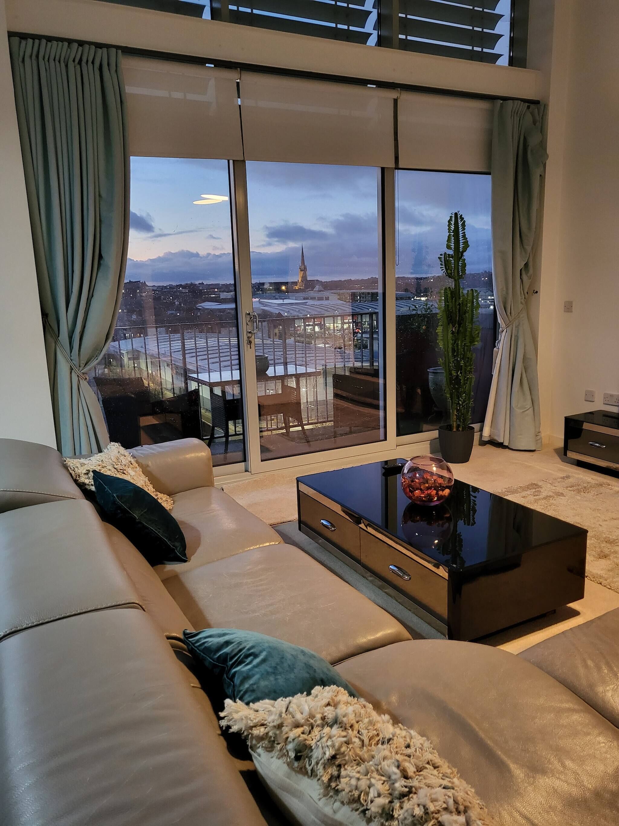 Apartment, 3 Bedrooms, Balcony, Garden View | Living room