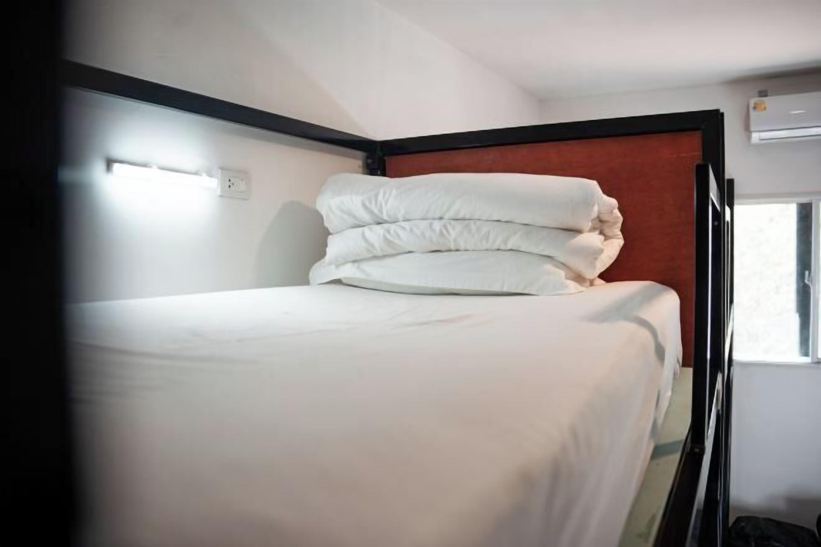 Edredons de pluma, espaço de trabalho para notebook, Wi-Fi de cortesia