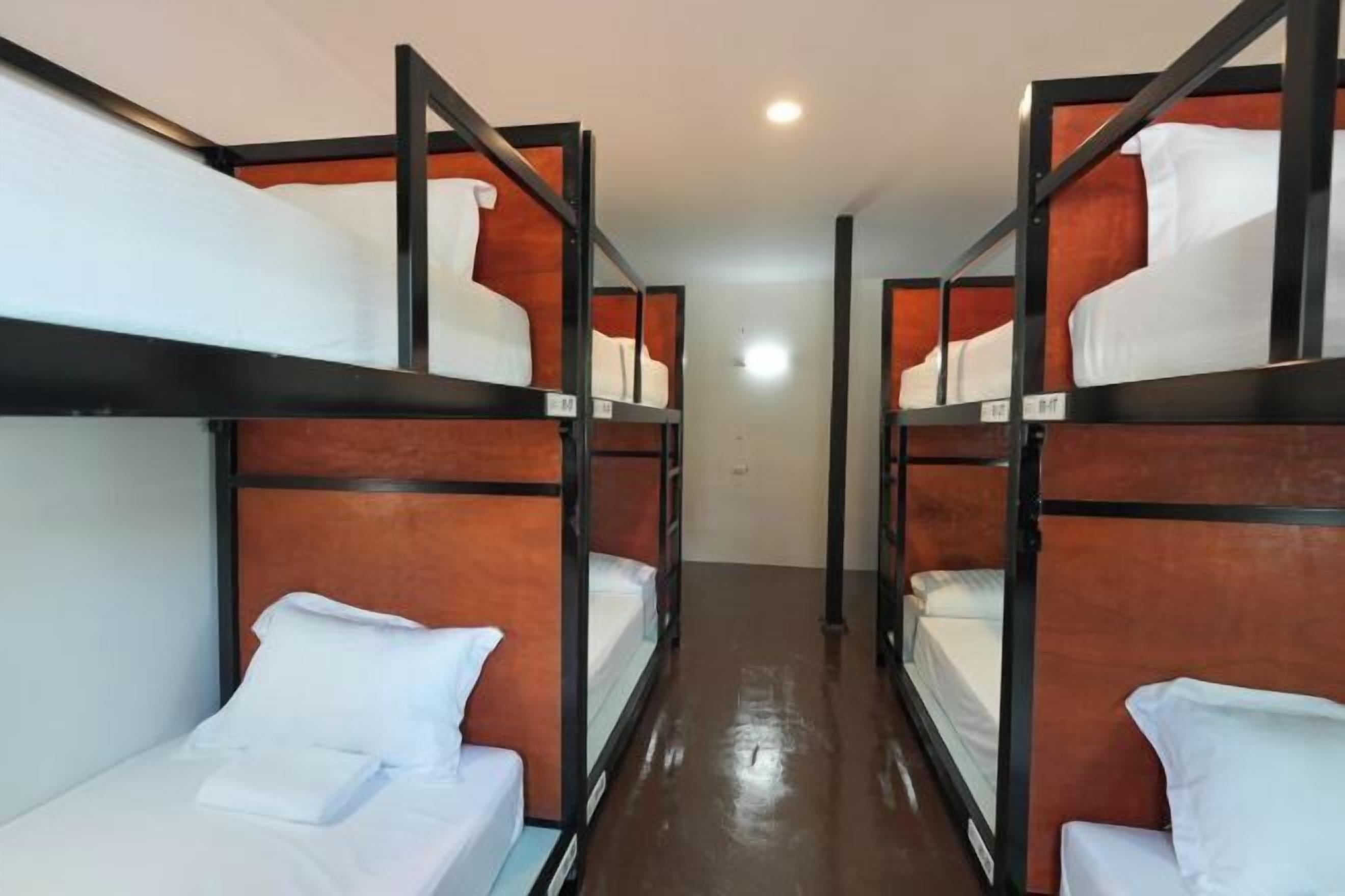 Edredons de pluma, espaço de trabalho para notebook, Wi-Fi de cortesia