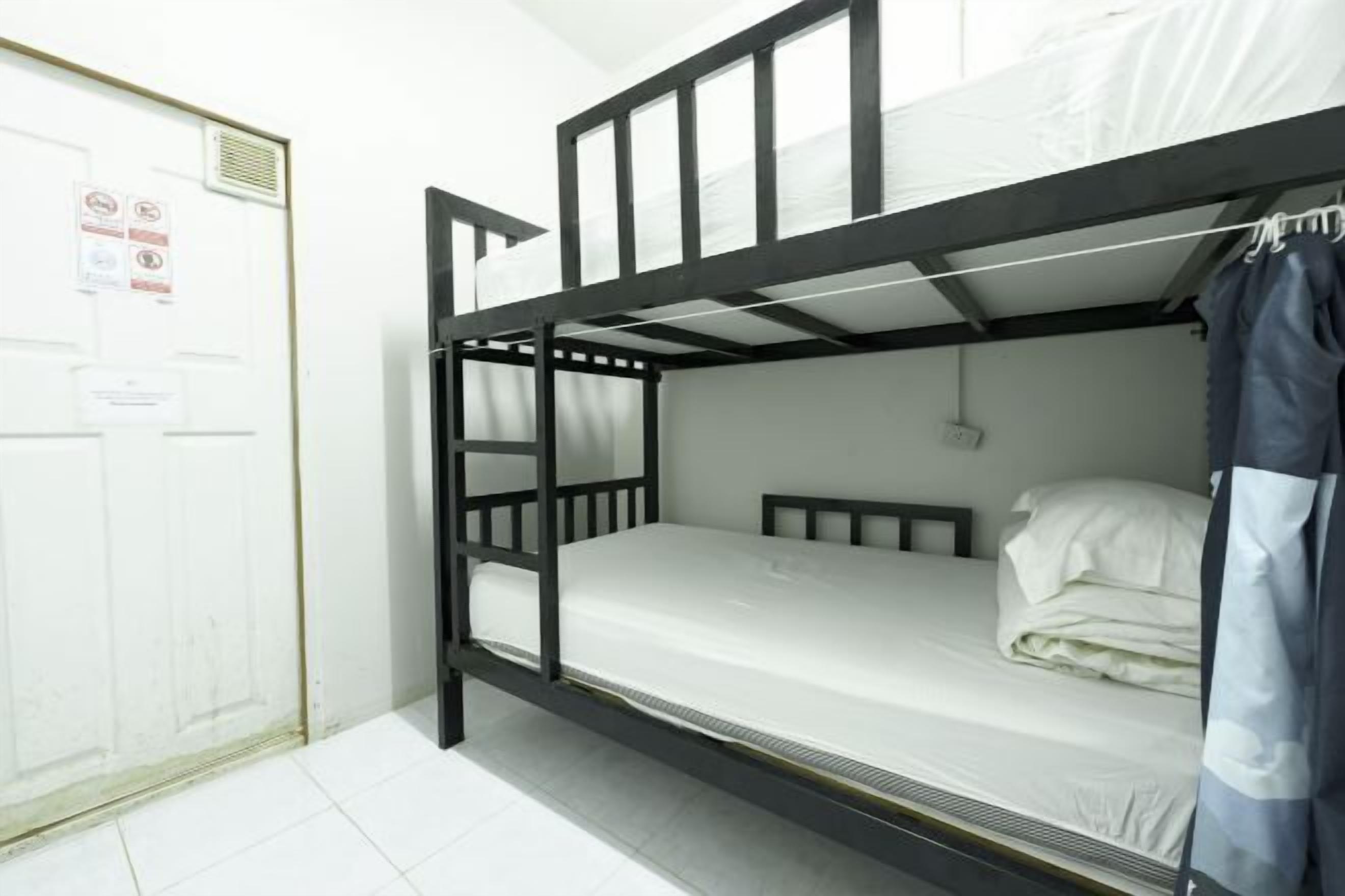 Down comforters, laptop workspace, free WiFi