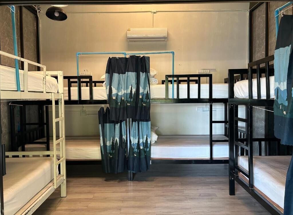 Economy Shared Dormitory, Mixed Dorm, Non Smoking, Garden View