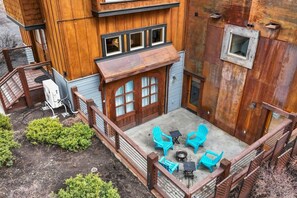 Terrace/patio - Pine St Loft Unit #2 (Sisters)