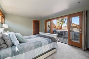 4 chambres, fer et planche à repasser, Wi-Fi gratuit, draps fournis