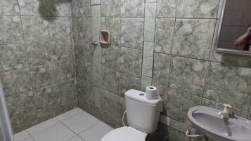 Shower, towels