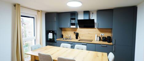 Premium Condo, 3 Bedrooms