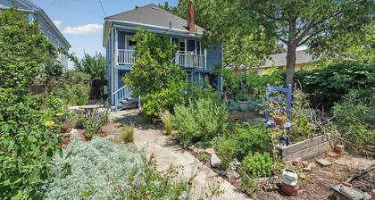 Renovated Victorian Gem in the heart of Sacramento